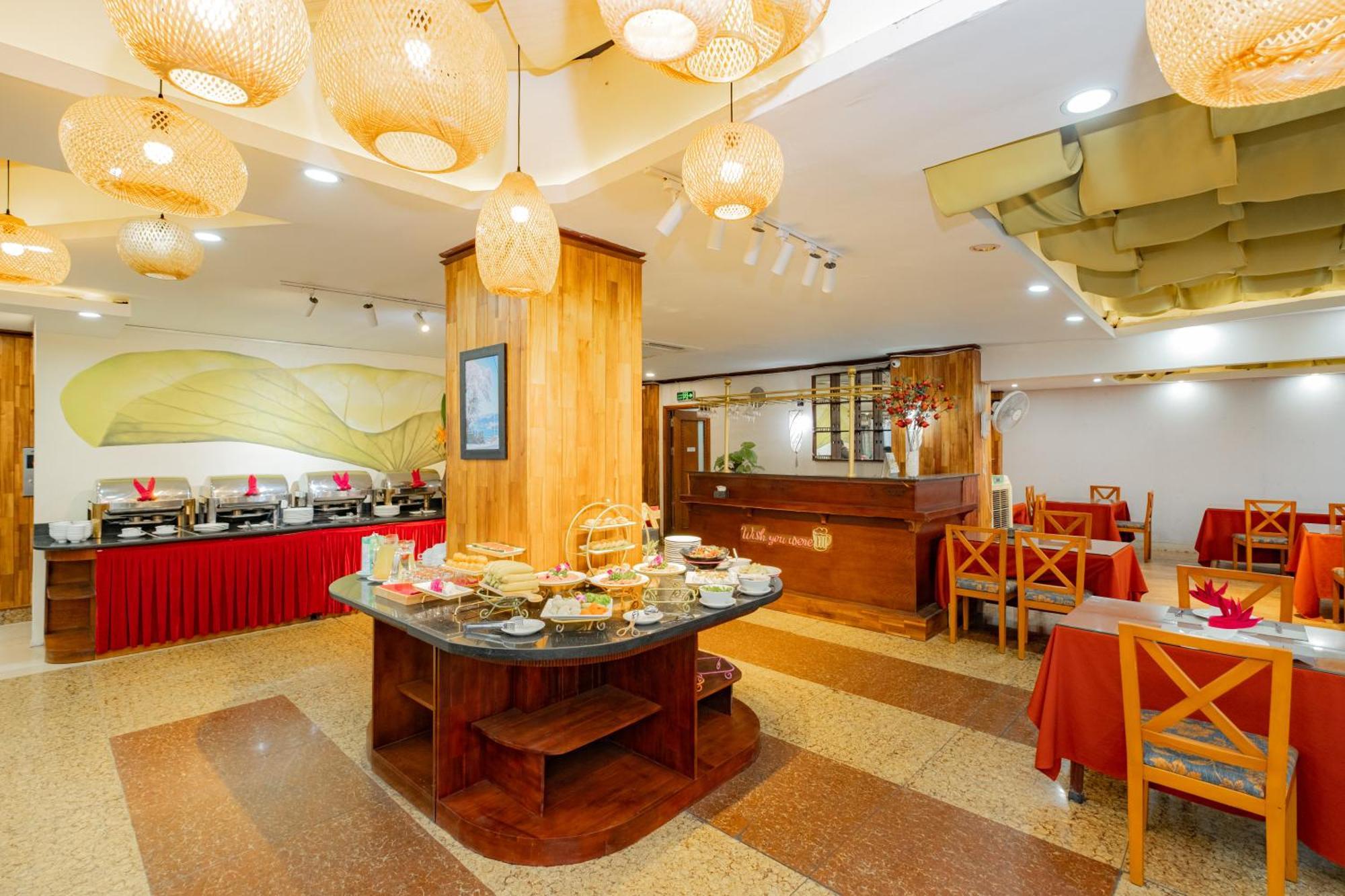 Sunset Westlake Hanoi Hotel Exterior photo