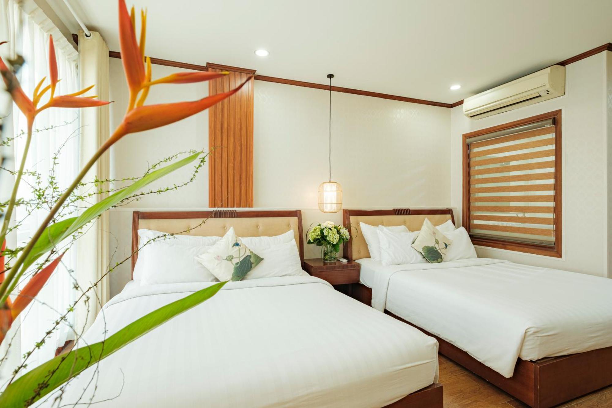Sunset Westlake Hanoi Hotel Exterior photo